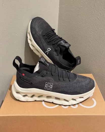 Loew.e x On Cloudtilt Grey Denim Running