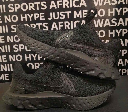NIK.E REACT INFINITY RUN FLYKNIT 3