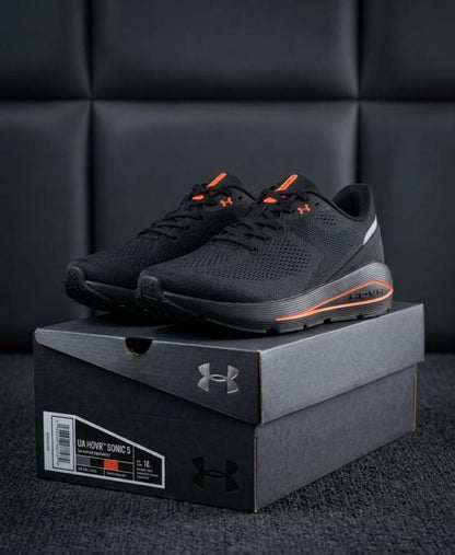Under Armou.r Sonic 7 Running Shoes