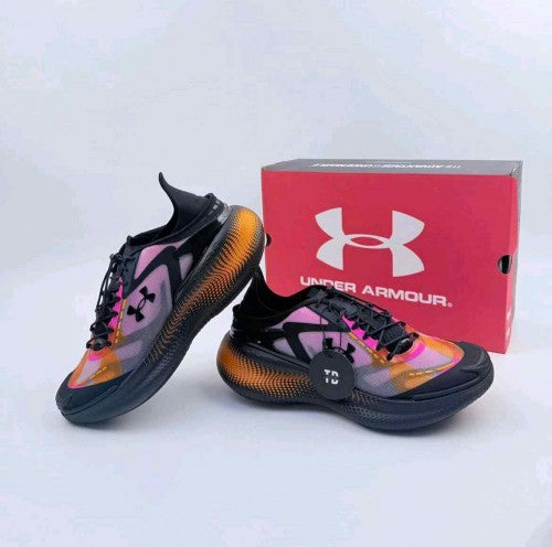 UNDER. ARMOUR UA ECHO SLIPSPEED