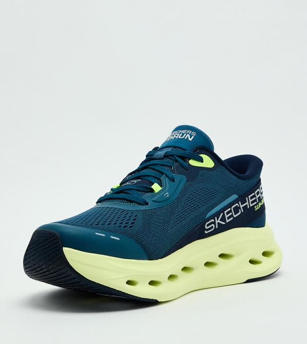 Skecher.s Max Cushioning Glide-Step - A Slip-ins running shoes