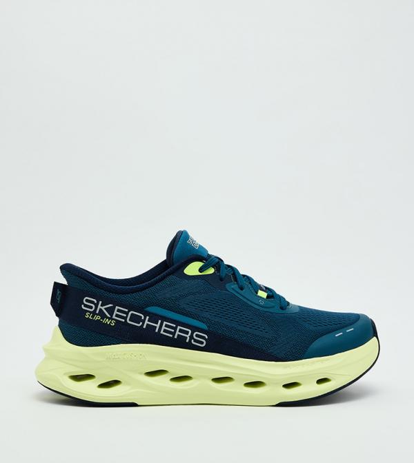 Skecher.s Max Cushioning Glide-Step - A Slip-ins running shoes