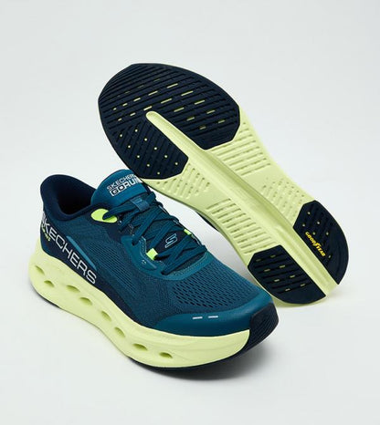 Skecher.s Max Cushioning Glide-Step - A Slip-ins running shoes