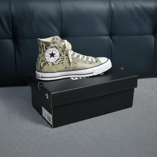 CONVERS.E CHUCK TAYLOR 70 STUSSY SNAKESKIN