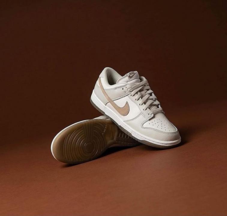 NIKKE DUNK SE PHANTOM KHAKI