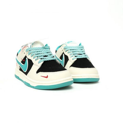 Suprem.e x Nik.e Sb Dunk Low Multi