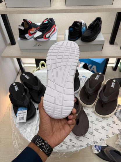Skecher.s premium flip flop