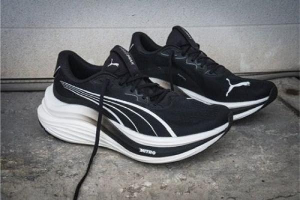 PUM_A deviate magmax nitro black fix