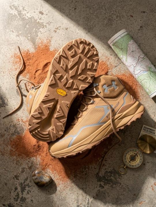 Under Armou.r Storm Proof boots Tan