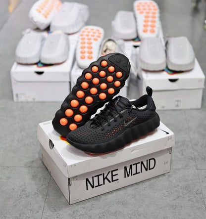 NIIKE MIND 002 HYPER CRIMSON