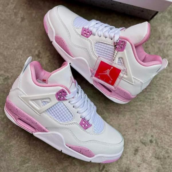 NIK.E AIR JORDAN RETRO 4 PINK OREO