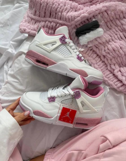 NIK.E AIR JORDAN RETRO 4 PINK OREO