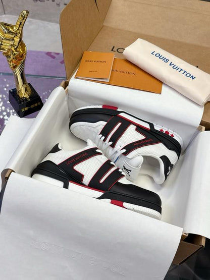 LOUI.S VUITTON ICONIC TRAINER WHITE RED