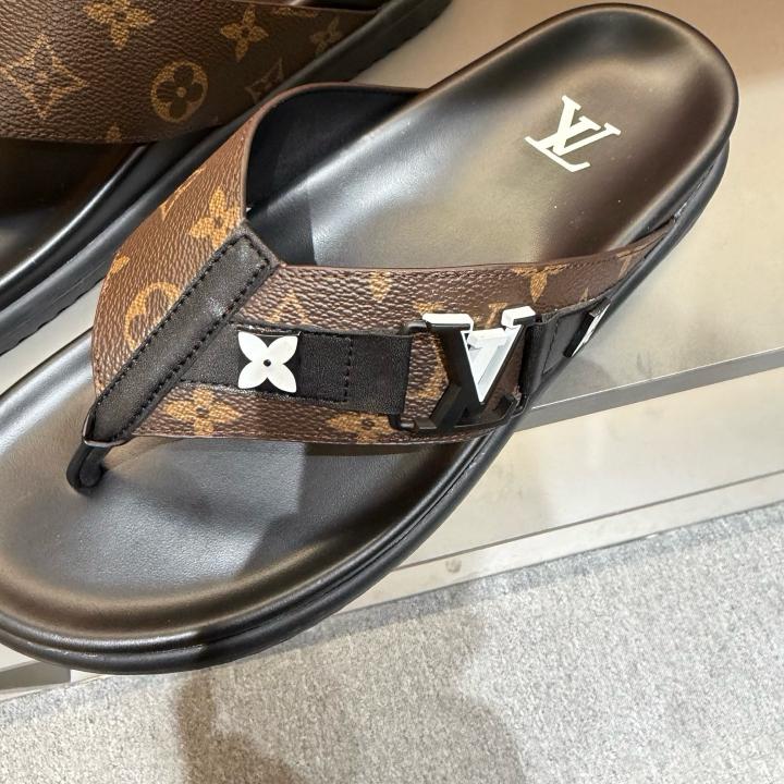 LOUI.S VUITTON MONOGRAM PREMIUM SLIPPER BROWN 007