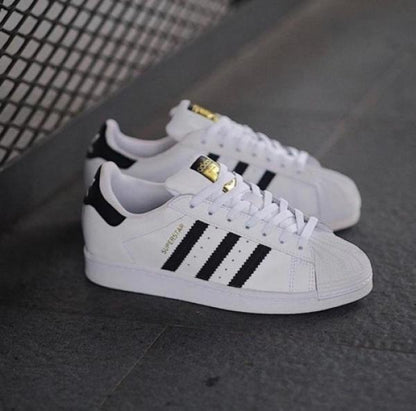 Adi dass suparstar black white