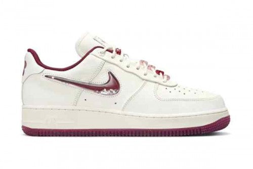 Nik ee Air Force 1 Low Valentines Day