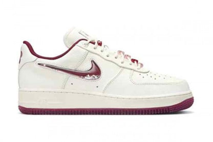 Nik ee Air Force 1 Low Valentines Day
