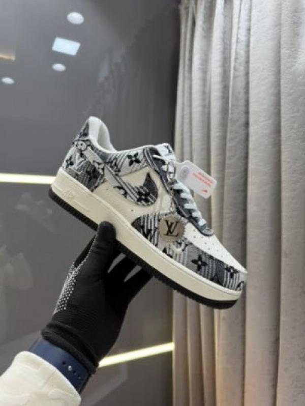 NIK_E AIR FORCE 1 LOW 07 X LOUI_S VUITTON FIX
