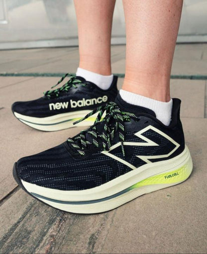 New Balanc Fuelcell SC Trainer 2 Black Green