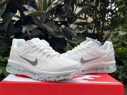 Nik.e Air Max 2013 Triple White