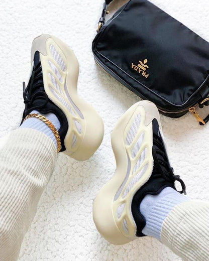 Adida.s Yeezy 700 v3 Azael Glowing Semi UA