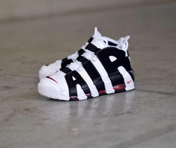 NIK.E AIR MORE UPTEMPO SCOTTIE PIPPEN