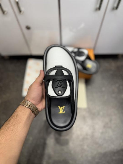 LOUI.S VUITTON PREMIUM BOOT CUT WHITE BLACK 010
