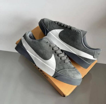 NIK_EBLAZER CITY LOW IX SUEDE GREY WHITE FIX