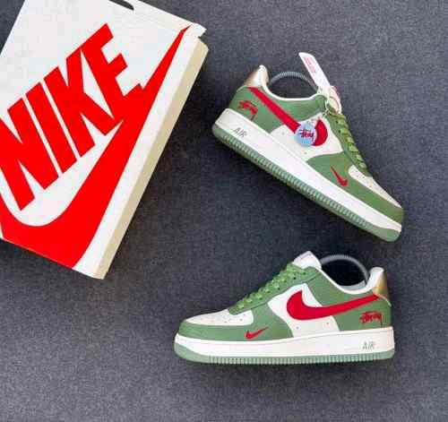 Nik ee Air Force 1 Low 07 x Stussy green