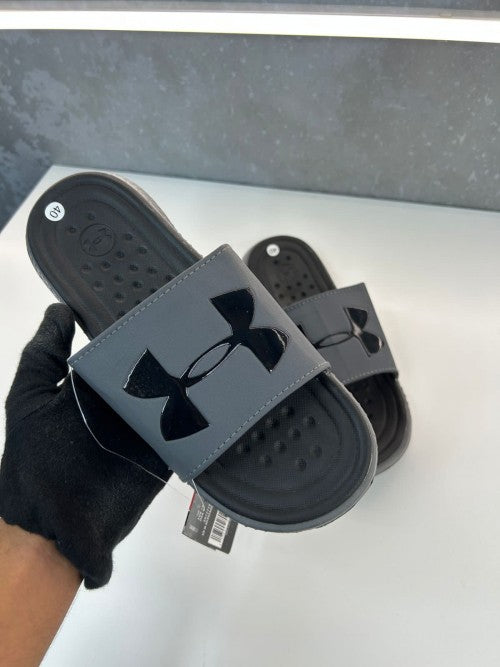 under Armour lignite flip flops