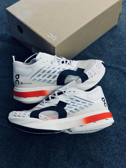ON CLOUDBOOM STRIKE WHITE ORANGE