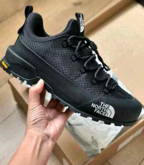 The Northh Face Glenclyffe low Tripple Black
