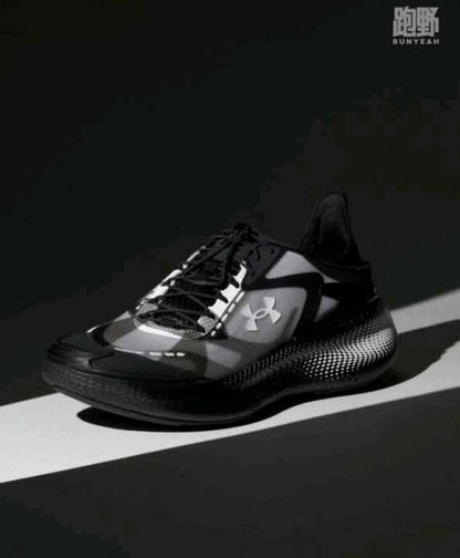 UNDER. ARMOUR UA ECHO SLIPSPEED BLACK WHITE