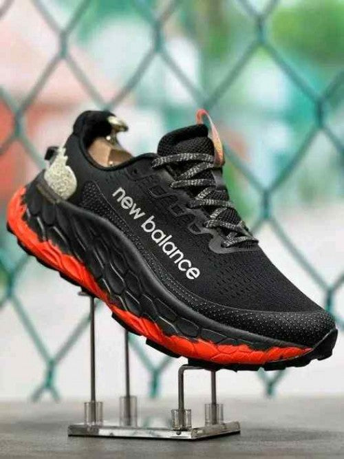 Neww Balance Fresh Foam x More Trail V3 BLACK ORANGE