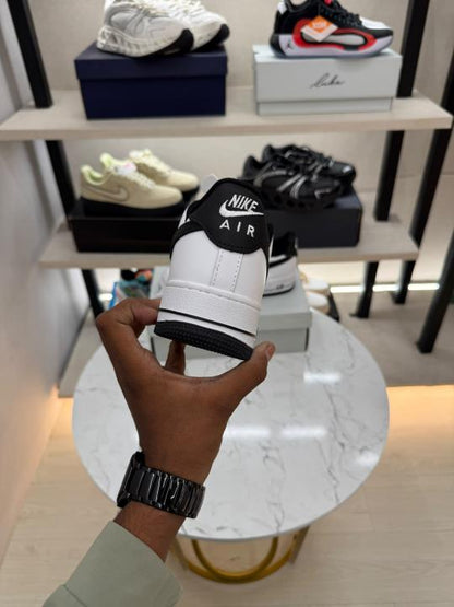 Nik ee Airforce 1 Low white black swoosh