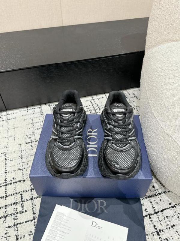 Dio.r b 35 nxxt black sneaker