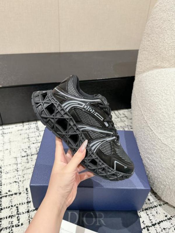 Dio.r b 35 nxxt black sneaker