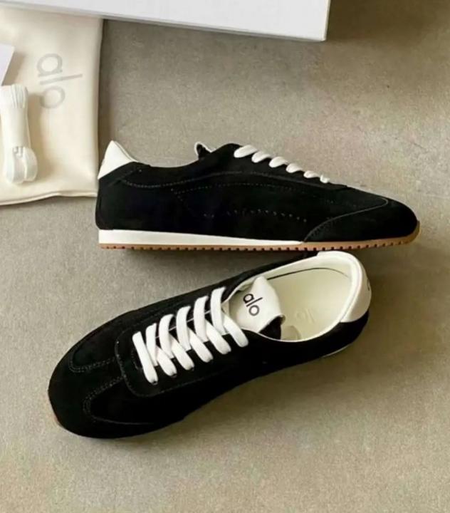 Alo Yoga Sunset Suede Sneakers Black