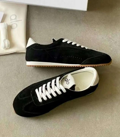 Alo Yoga Sunset Suede Sneakers Black