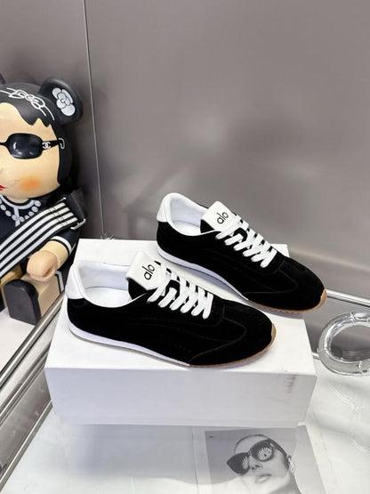 Alo Yoga Sunset Suede Sneakers Black