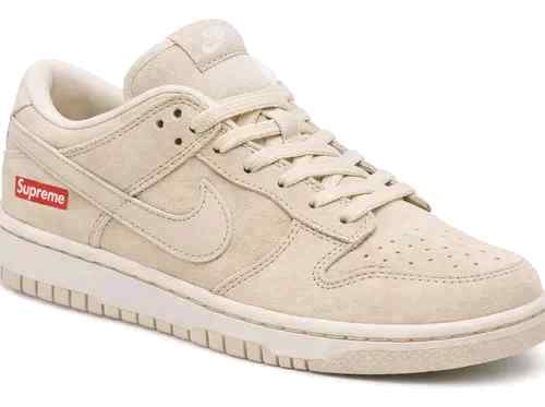 SB Dunk Low x Supreme Beige