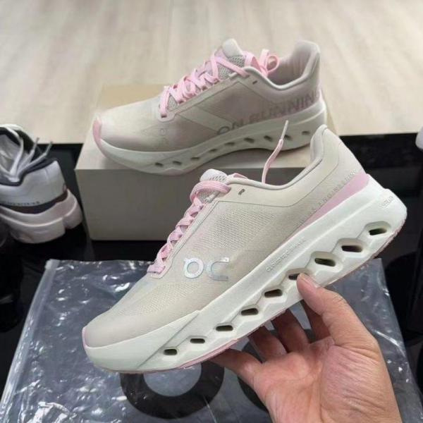 On Cloud Surfer Next Cream Pink