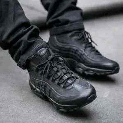 NIK.E AIRMAX 95 ESSENTIAL BLACK