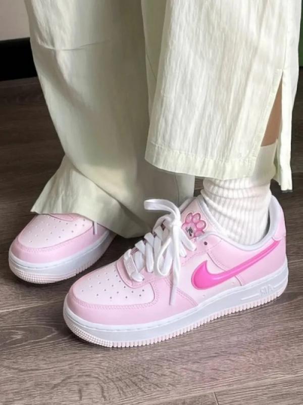 NIK_E AIRFORCE 1 LOW 07 PAW PRINT PINK