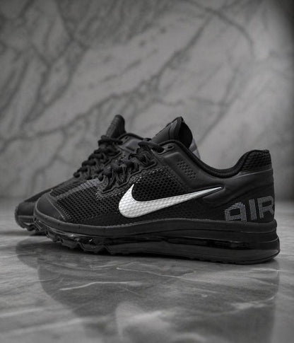 Nik.e Air Max 2013 black