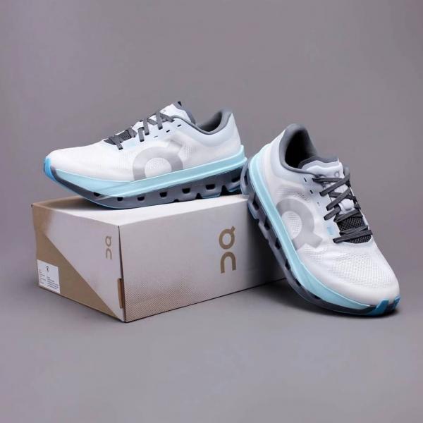 On Cloudflow 5 Running Arctic Blue