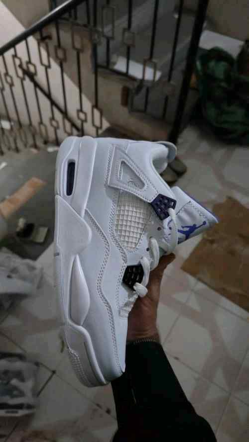 nikkee JORDAN RETRO 4 METALLIC PURPLE