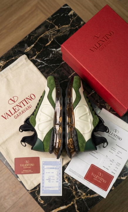VALENTIN.O GARAVANI GREEN SUEDE METALLIC GOLD