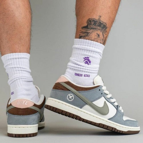 sb dunk Low yuto horizontal
