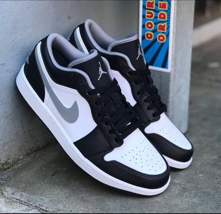 NIK.E AIR JORDAN 1 LOW PARTICLE GREY